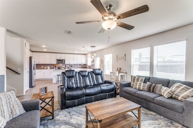 1044 Knightly Ln, Haslet, TX 76052 - photo 6