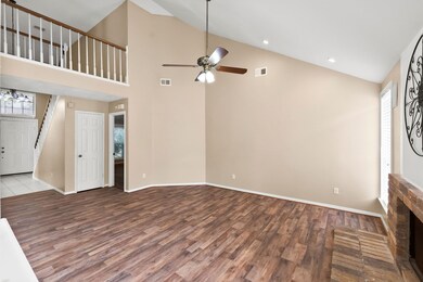 8318 Sparkling Springs Dr, Houston, TX 77095 - photo 6