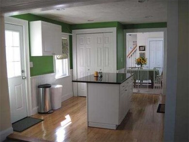 28 Chestnut St, Danvers, MA 01923 - photo 7