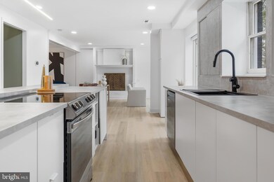 1021 Roxleigh Rd, Towson, MD 21286 - photo 7