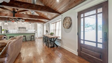 319 Granada Calle St, Granbury, TX 76049 - photo 5