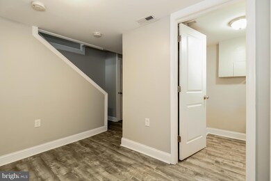 1858 Yakona Rd, Parkville, MD 21234 - photo 2