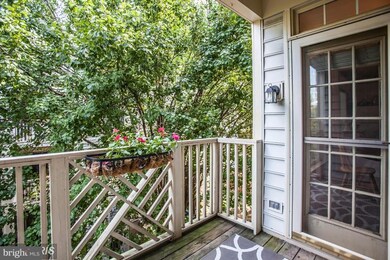 1725 Kingsgate Ct unit 302, Alexandria, VA 22302 - photo 6