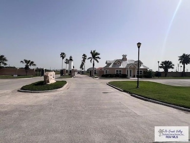 113 Jean Lafitte unit 6, Port Isabel, TX 78578 - photo 6