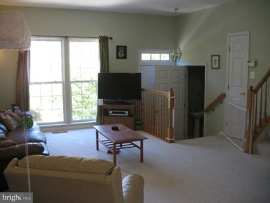 13106 Rosebay Dr, Germantown, MD 20874 - photo 7