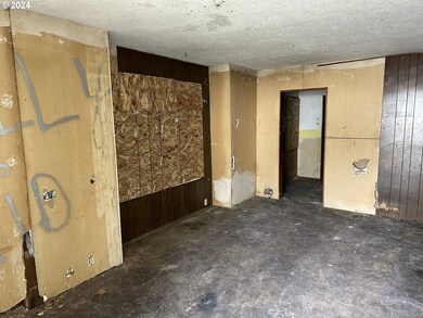 510 W Sheridan St, Newberg, OR 97132 - photo 5