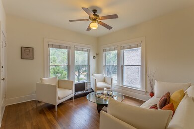 1655 Harold St unit 3, Houston, TX 77006 - photo 2