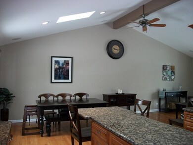 481 E Adams St, Elmhurst, IL 60126 - photo 3