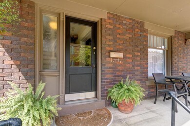 Exterior Entry