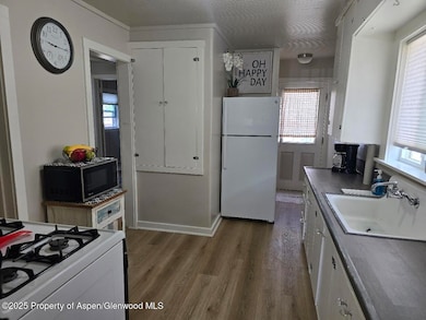 830 Breeze St, Craig, CO 81625 - photo 3