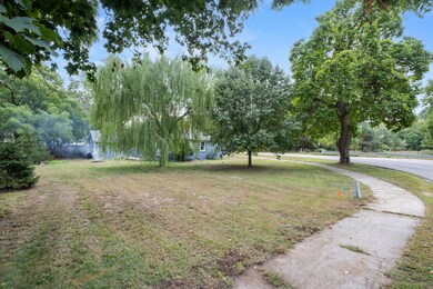 638 W Sycamore St, Wayland, MI 49348 - photo 4