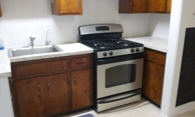 51 Clinton Place unit 51, Newton, MA 02459 - photo 5