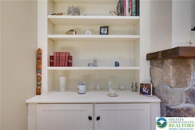 unlisted-address, Lakeville, PA 18436 - photo 6