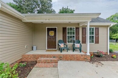 773 W Balfour Ave, Asheboro, NC 27203 - photo 5