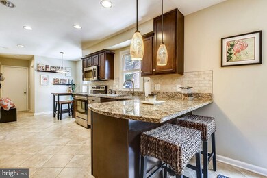 407 Hillsmere Dr, Annapolis, MD 21403 - photo 4