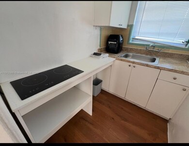 6949 Byron Ave unit 2, Miami Beach, FL 33141 - photo 4