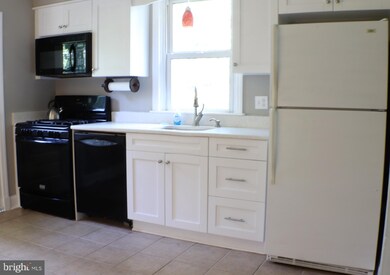 5507 Ashbourne Rd, Halethorpe, MD 21227 - photo 7