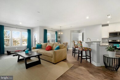 10110 Seattle Slew Ln unit L, Laurel, MD 20723 - photo 4