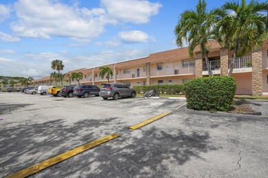 9851 Sandalfoot Blvd unit 207, Boca Raton, FL 33428 - photo 3