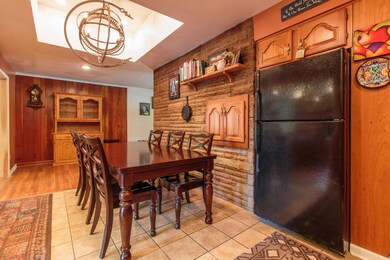 Dining Room W-Coffered Ceiling