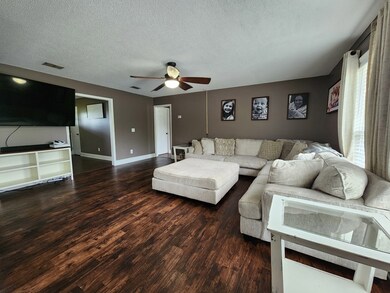 1252 Ineva Cir, Fitzgerald, GA 31750 - photo 5