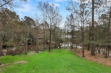 Deep water access to Tchefuncte River is a short 4