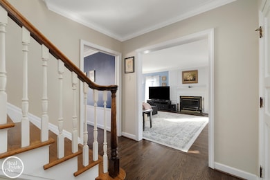 614 Pemberton Rd, Grosse Pointe Park, MI 48230 - photo 6