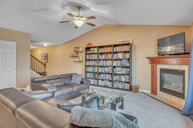 4825 Algonquin Dr unit 2, Cedar Falls, IA 50613 - photo 5