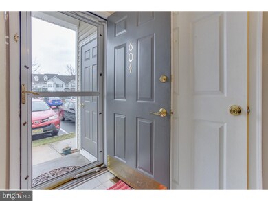 604 Blossom Cir unit 604, Dayton, NJ 08810 - photo 2