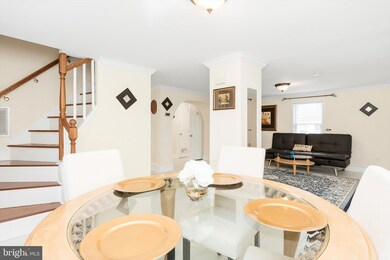 210 W 6th Ave, Ranson, WV 25438 - photo 6