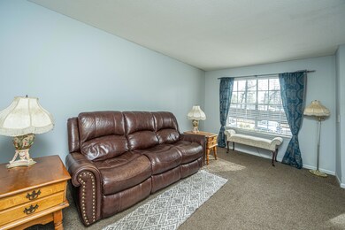 308CrestviewUnitA010
