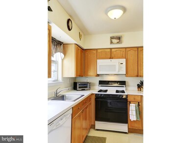 5048 Rebecca Fell Dr unit 236, Doylestown, PA 18902 - photo 6