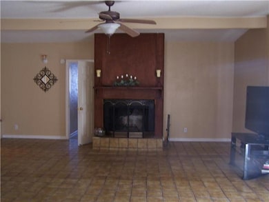 302 Bernadine Ave, El Paso, TX 79915 - photo 5