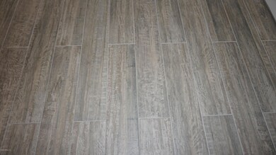 DriftwoodPlankTile