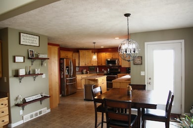 2006 Ridgeway Dr, Lexington, NE 68850 - photo 6