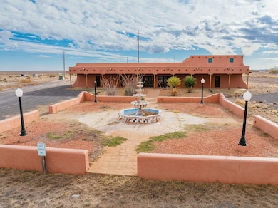 1498 Highway 90, Marfa, TX 79843 - photo 5