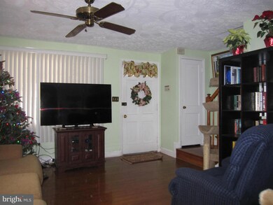 5914 Plumer Ave, Baltimore, MD 21206 - photo 3