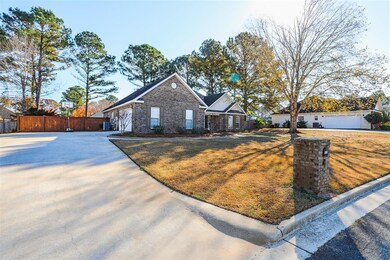 102 Brook Side Ln, Warner Robins, GA 31088 - photo 2