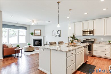 8198 Marley Dr, Mechanicsville, VA 23116 - photo 4