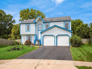 003_N 2285 Golden Leaf Ln 115