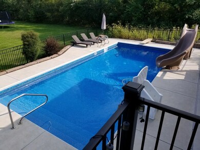 1175 Mary Ellen Ct, Crown Point, IN 46307 - photo 3