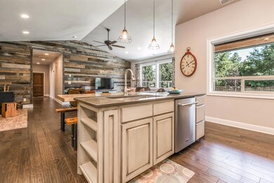 20940 Vail Run Ct, Bend, OR 97702 - photo 7