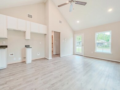 1901 Avenue B, Rosenberg, TX 77471 - photo 3