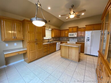 7305 E Indianola St, Broken Arrow, OK 74014 - photo 7