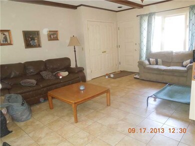 42 Maplecrest Dr, Greenville, RI 02828 - photo 2