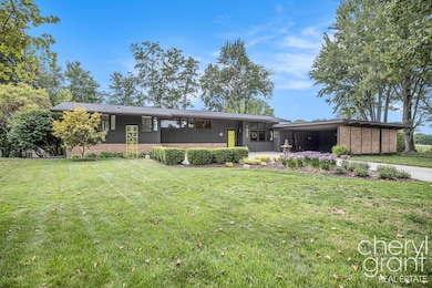 1825 Meadowfield Dr NE, Grand Rapids, MI 49505 - photo 2