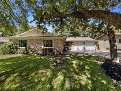 1137 Jerry Ln, Bedford, TX 76022 - photo 2