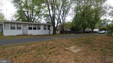 132-133 Yutan Ln unit GLEN 6, 1, Cecilton, MD 21919 - photo 5