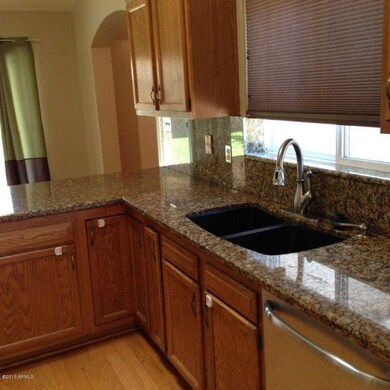 05 Kitchen counter sink