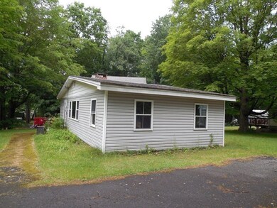 111 S Row Rd, Lunenburg, MA 01462 - photo 3